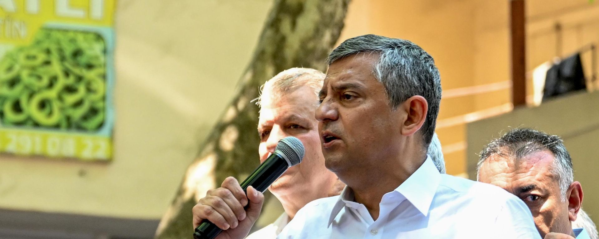 CHP Grup Başkanı Özgür Özel, - Sputnik Türkiye, 1920, 15.07.2026