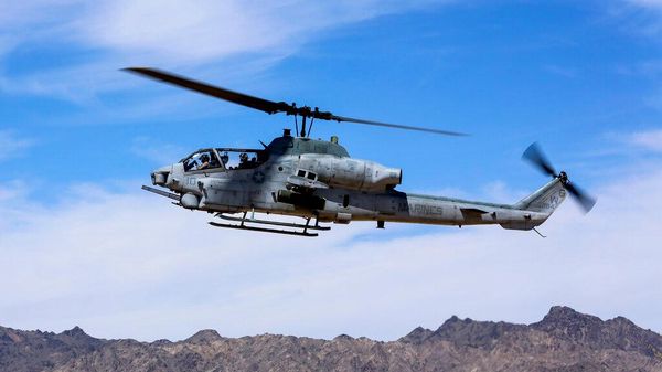 Çekya'da kullanılan UH-1Y Venom tipi Amerikan helikopterleri - Sputnik Türkiye