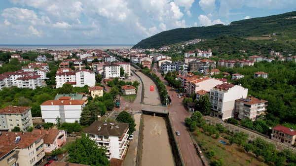Kastamonu'da sel: Gece geç saatlerde su baskınları yaşandı, zemin kattakiler tahliye edildi - Sputnik Türkiye