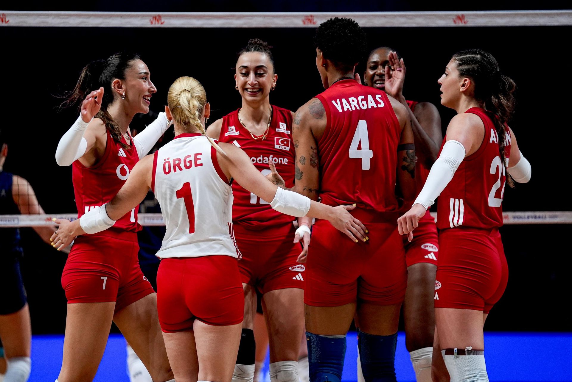 A Milli Kadın Voleybol Takımı, - Sputnik Türkiye, 1920, 26.07.2026