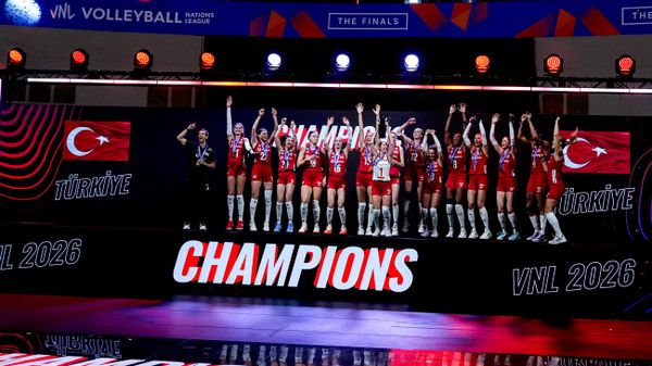 A Milli Kadın Voleybol Takımı kupasını aldı - Sputnik Türkiye