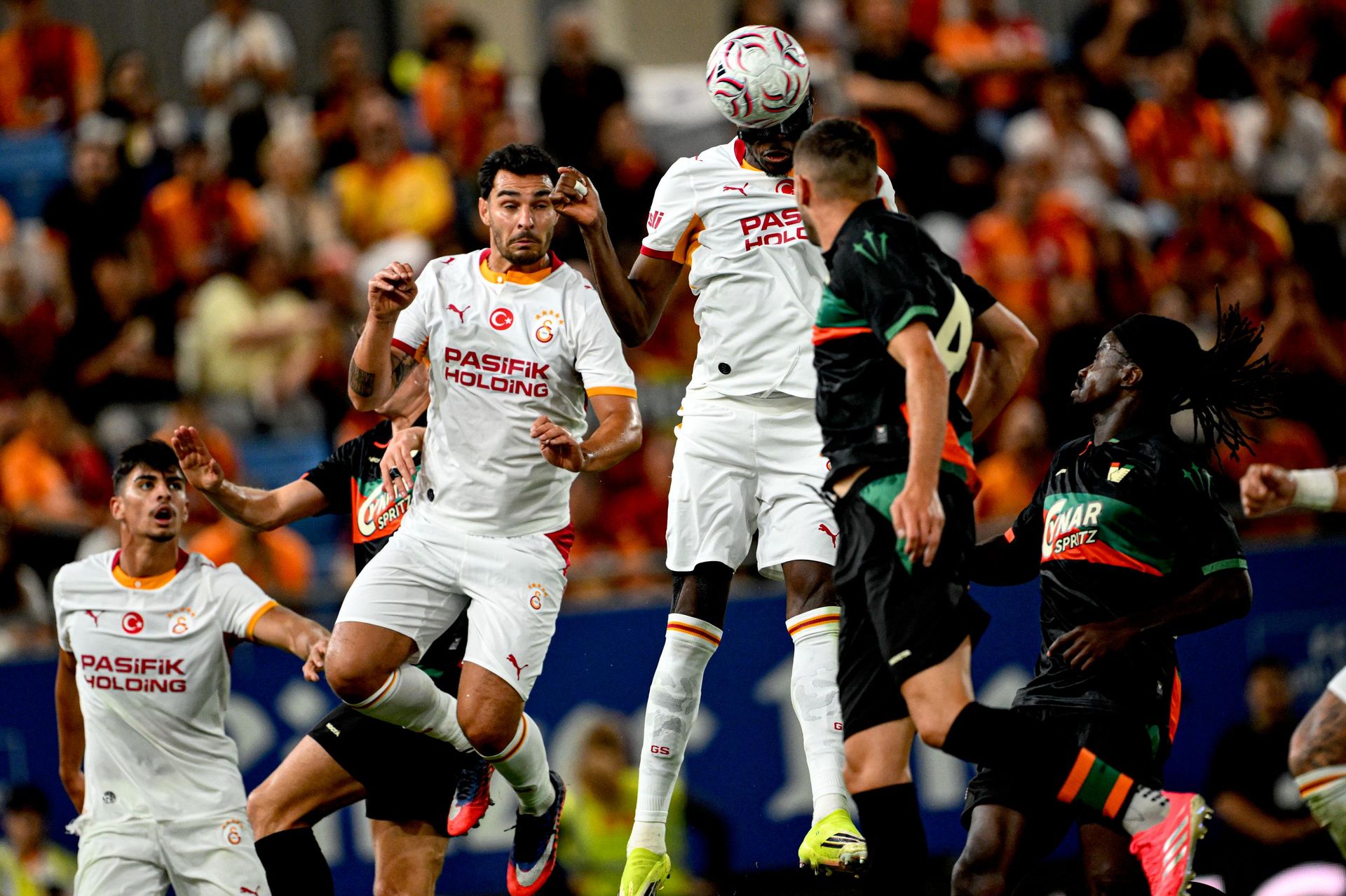 Galatasaray - Venezia - Sputnik Türkiye, 1920, 28.07.2026