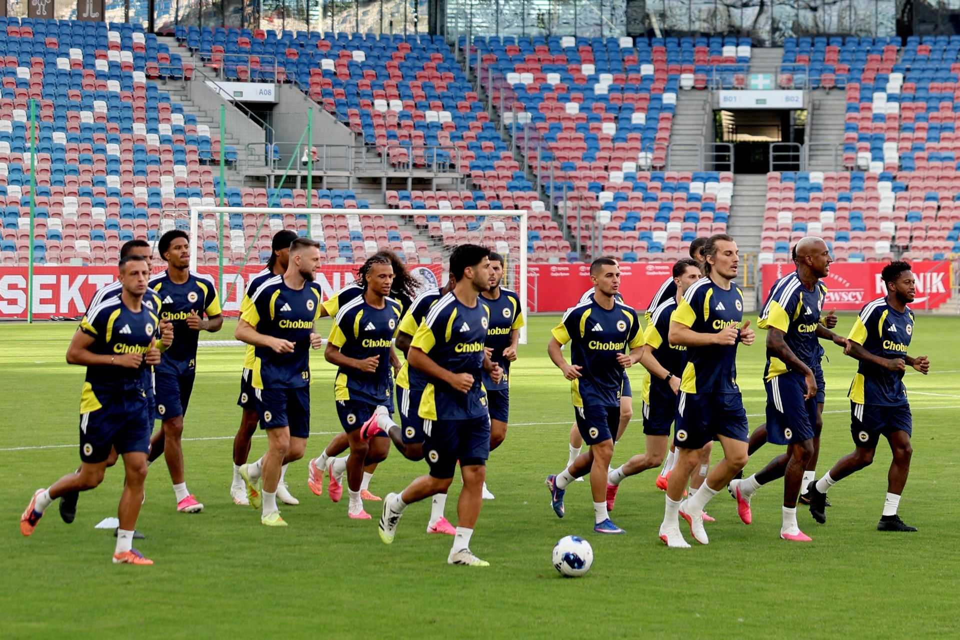Fenerbahçe - Sputnik Türkiye, 1920, 29.07.2026