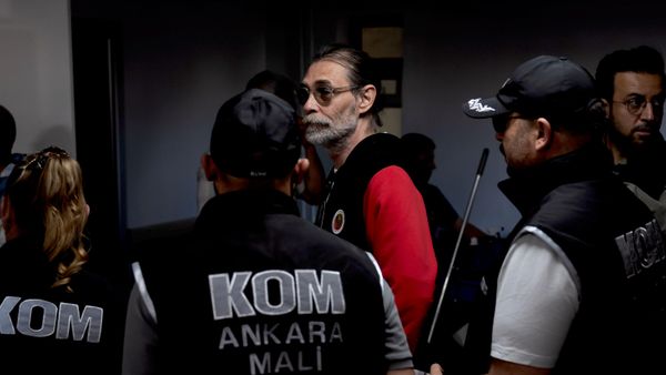 Belediye Başkanı Beşikçioğlu - Sputnik Türkiye