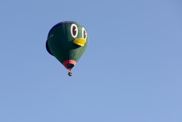 Kapadokya'da figürlü balonlar gökyüzünü renklendirdi  - Sputnik Türkiye