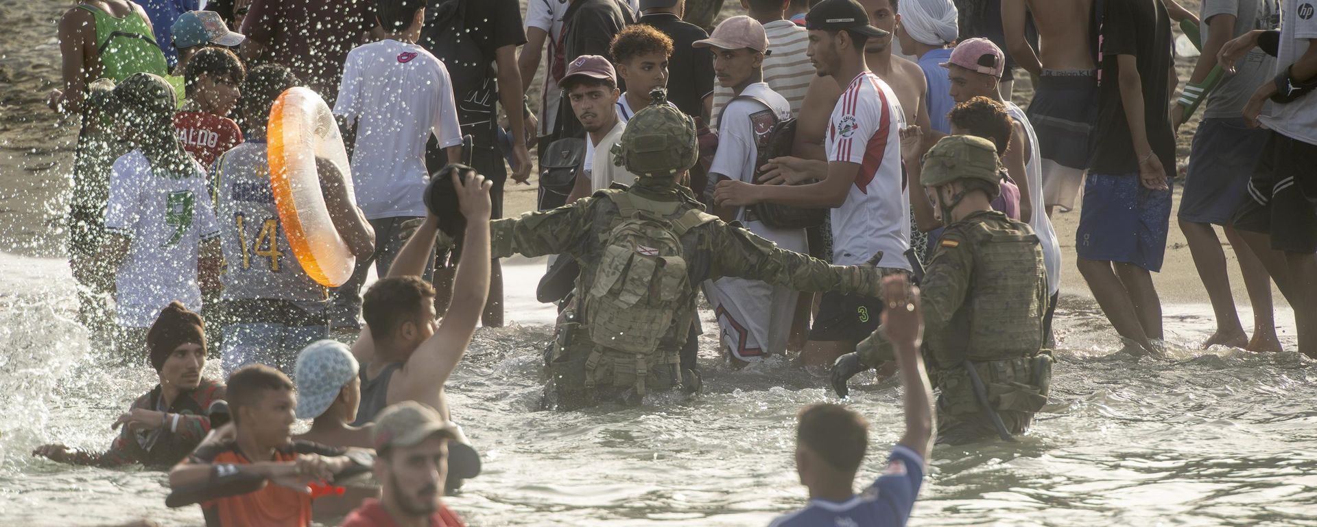 İspanya-Sebte sınırında göç krizi: Fas'a dönüşler 69 bin 500'e yaklaştı, can kaybı 67 oldu - Sputnik Türkiye, 1920, 01.08.2026