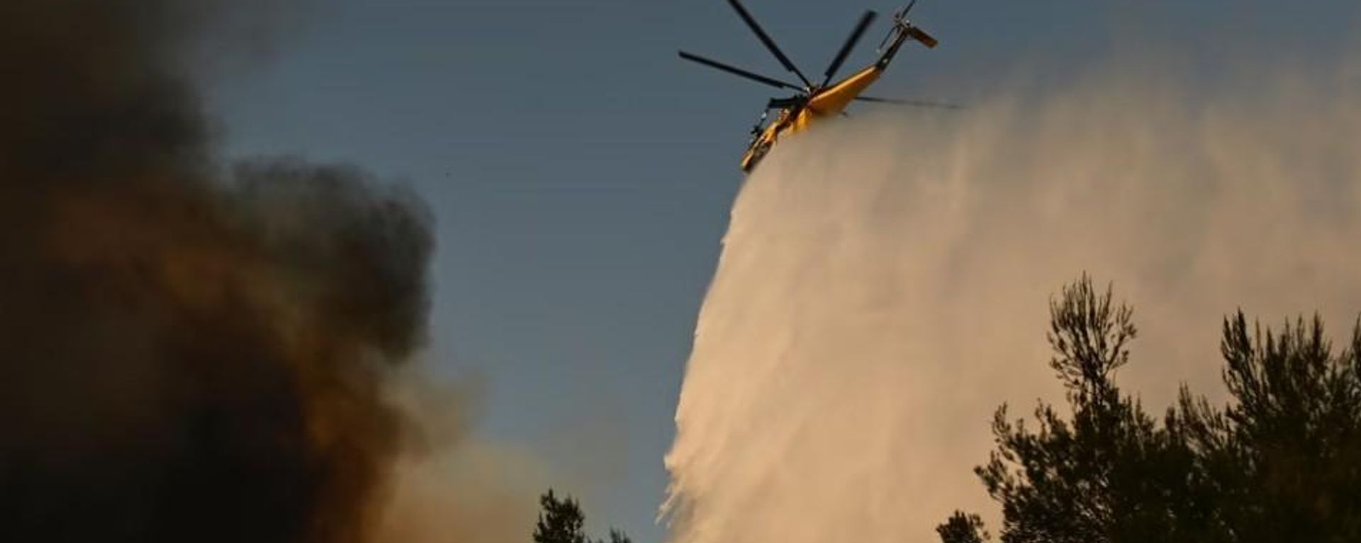 Yunanistan'da iki helikopter havada çarpıştı - Sputnik Türkiye, 1920, 02.08.2026