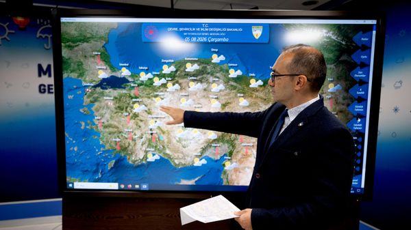 Yeni haftada hava nasıl olacak? Meteoroloji'den sıcaklık açıklaması - Sputnik Türkiye