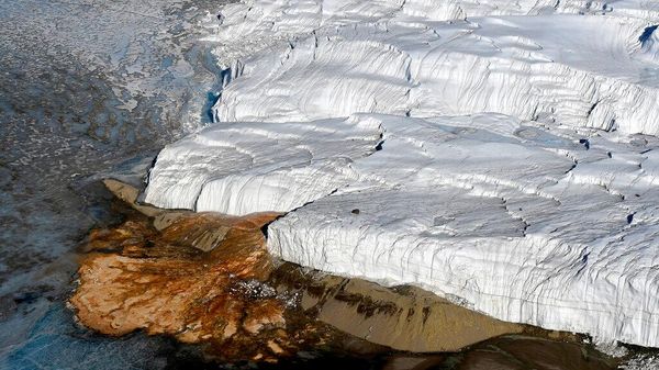 Antarktika'daki 'Kan Şelaleri'  - Sputnik Türkiye
