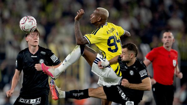 UEFA Şampiyonlar Ligi üçüncü ön eleme turu ilk maçında Fenerbahçe ile Sturm Graz takımları Chobani Stadı'nda karşılaştı - Sputnik Türkiye