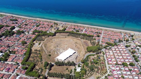 Aydın'ın Kuşadası ilçesindeki tarihi Kadıkalesi (Anaia) UNESCO Dünya Mirası Geçici Listesi'ne dahil edildi.
 - Sputnik Türkiye