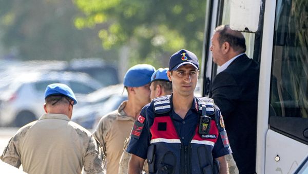 Menderes Belediyesine yönelik soruşturma - Sputnik Türkiye