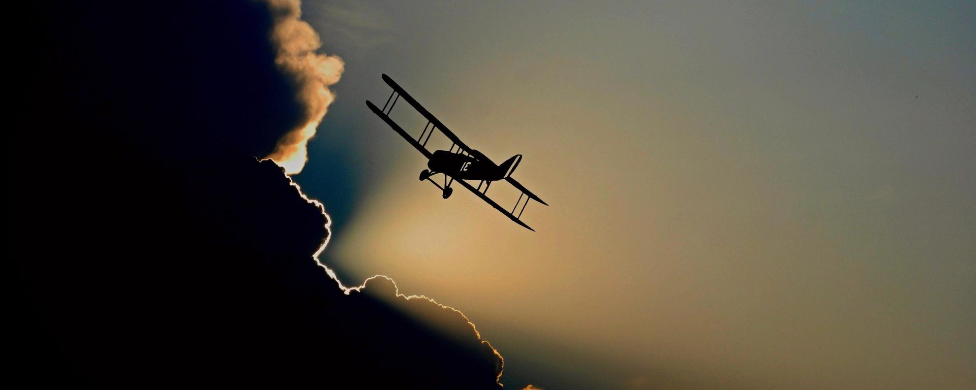 97 yaşındaki kadın Guinness Rekoru kırdı: Dünyanın en yaşlı kadın kanat yürüyüşçüsü oldu - Sputnik Türkiye, 1920, 07.08.2026
