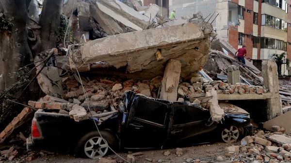 Kolombiya'da 7.4 büyüklüğünde deprem meydana geldi - Sputnik Türkiye