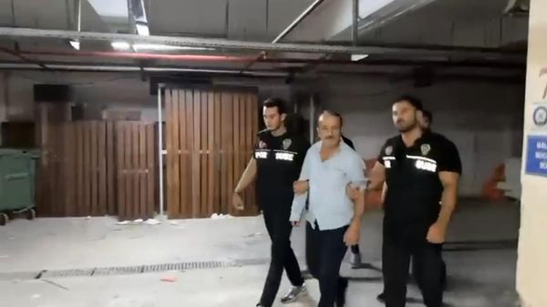 Muzaffer Şirin - Sputnik Türkiye