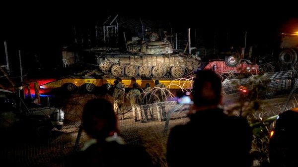 Golan Tepeleri'nde İsrail tank ve askerleri - Sputnik Türkiye
