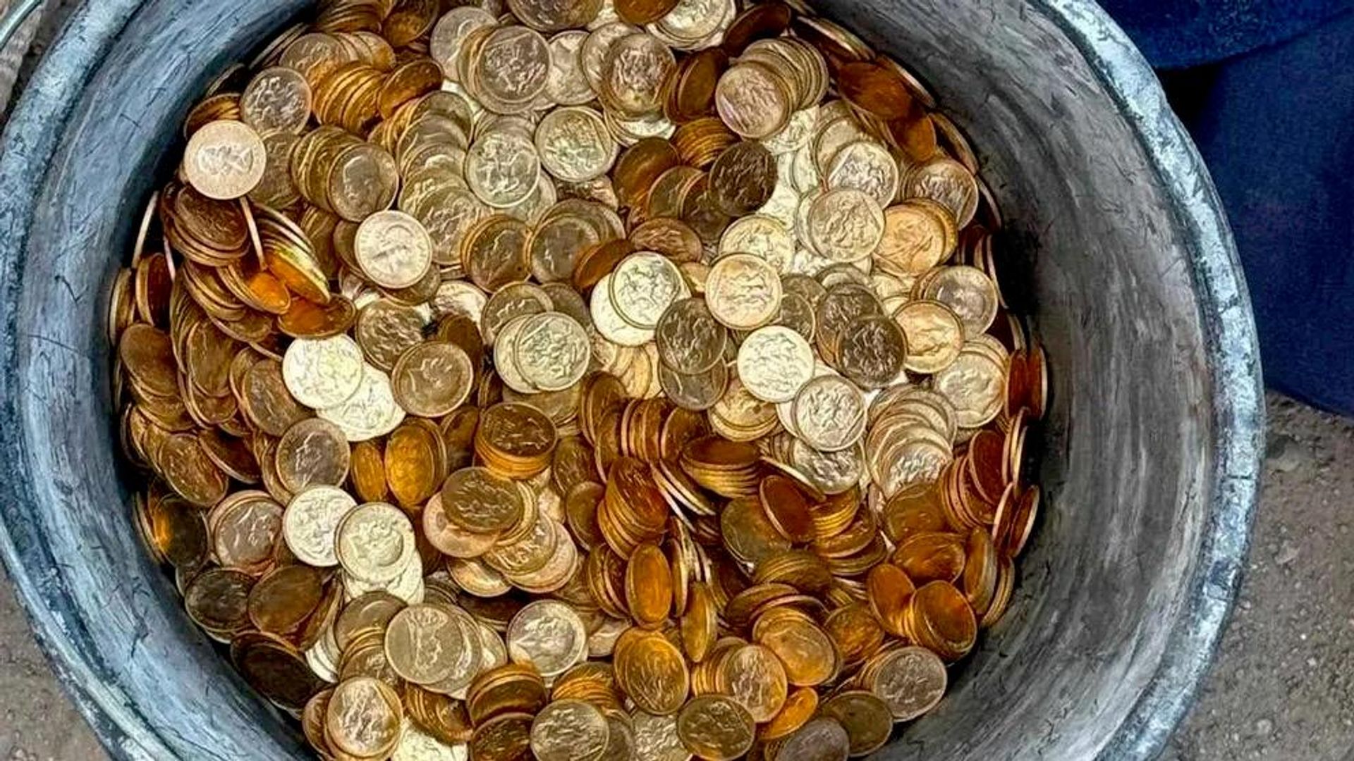 Belçika'da tadilattaki binanın duvarında yaklaşık 9 milyon avro değerinde altın bulundu - Sputnik Türkiye, 1920, 14.08.2026
