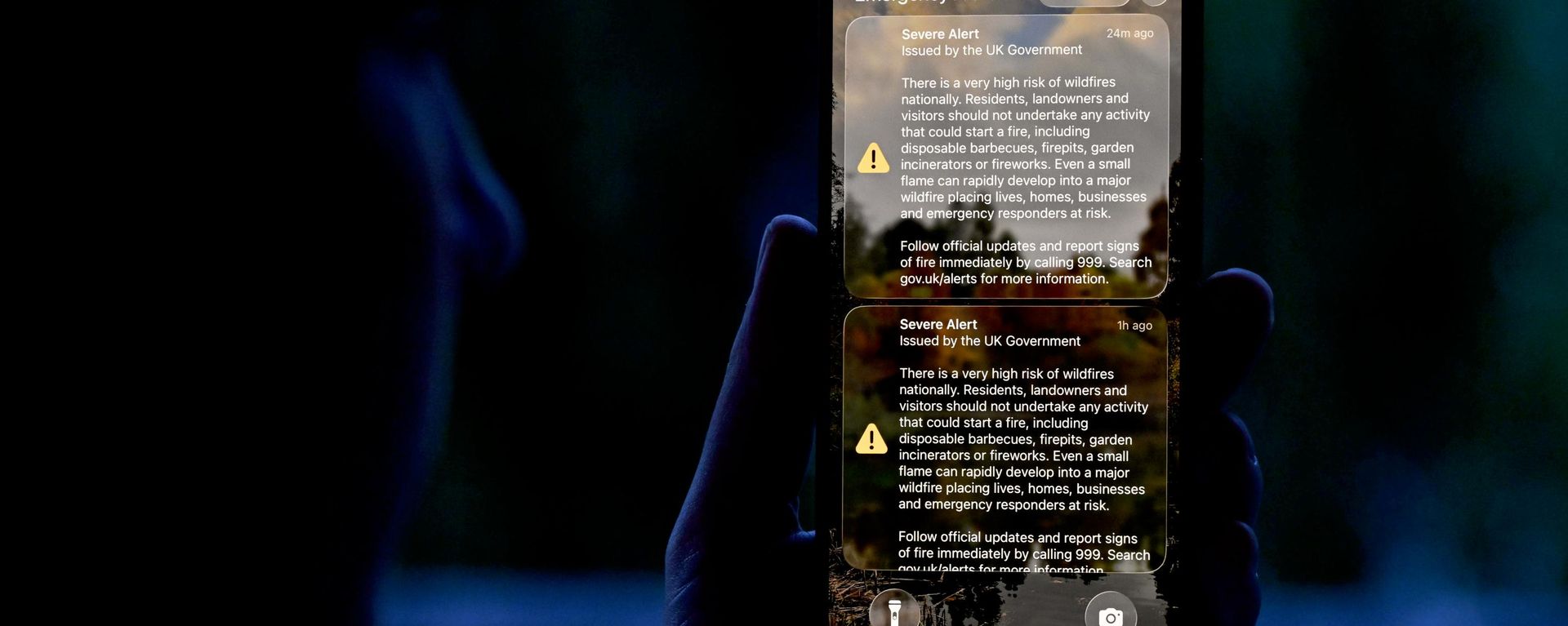  İngiltere ve Galler'de milyonlarca kişinin cep telefonuna, orman ve açık alan yangını riskinin çok yüksek olduğu uyarısında bulunan acil durum bildirimi gönderildi - Sputnik Türkiye, 1920, 14.08.2026