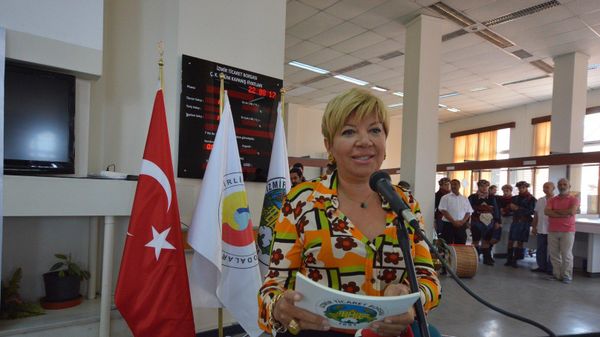 Işınsu Kestelli sosyal medya  - Sputnik Türkiye