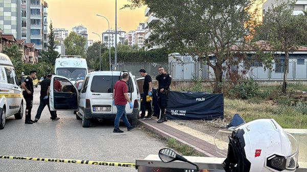 Adana'nın merkez Çukurova ilçesindeki silahlı kavgada 2 kişi öldü, 1 kişi yaralandı - Sputnik Türkiye