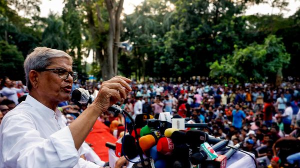 Bangladeş iktidar partisi lideri Mirza Fahrul, Bangladeş'in yeni cumhurbaşkanı seçildi - Sputnik Türkiye