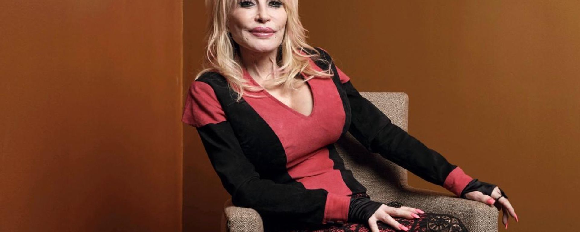 Dolly Parton - Sputnik Türkiye, 1920, 25.08.2026