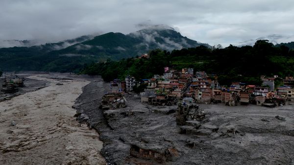 nepal sel - Sputnik Türkiye