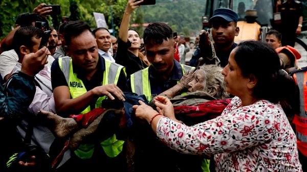 Nepal'deki selde can kaybı 270'e çıktı - Sputnik Türkiye