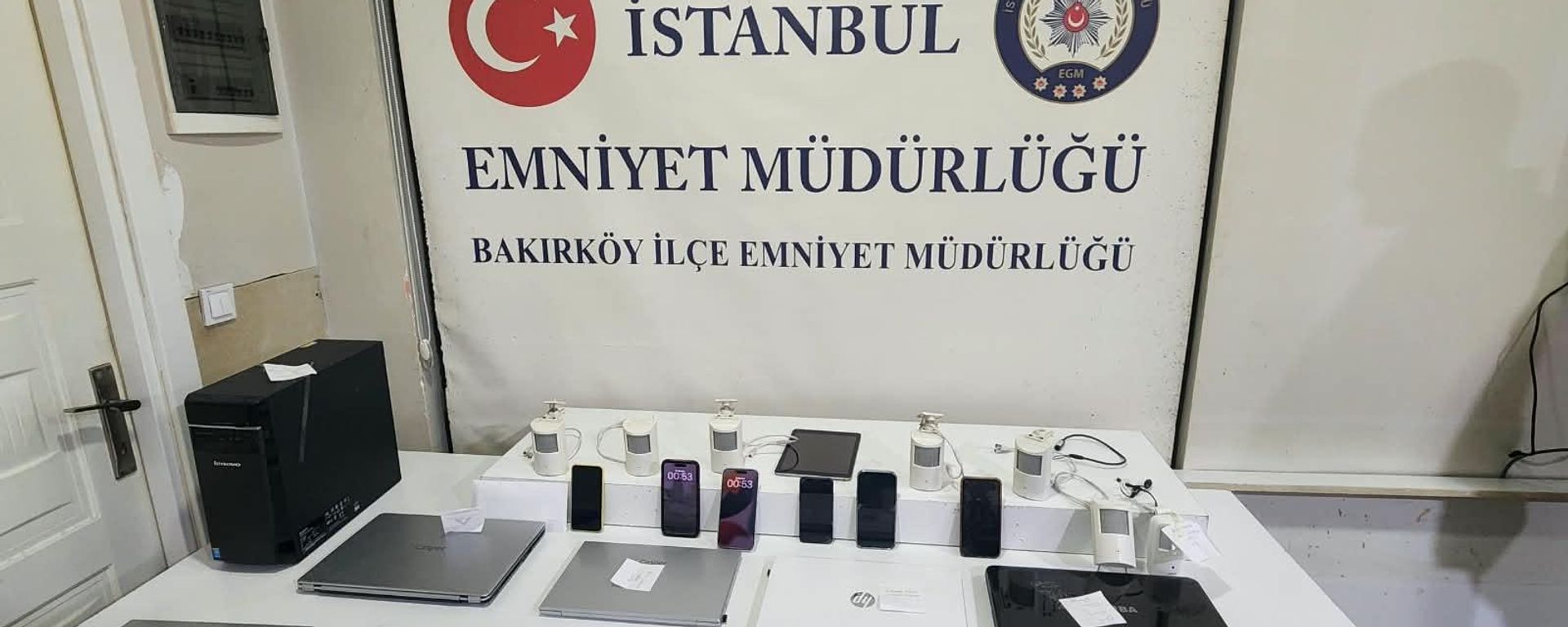 Güzellik merkezinde müşterilerin görüntüleri gizlice kaydedildi: 14 bin videonun yayımlandığı tespit edildi - Sputnik Türkiye, 1920, 29.08.2026