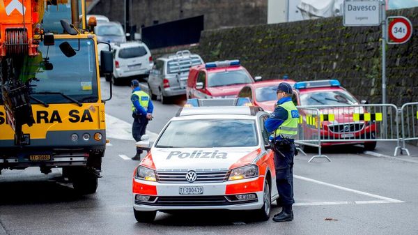 İsviçre polis - Sputnik Türkiye