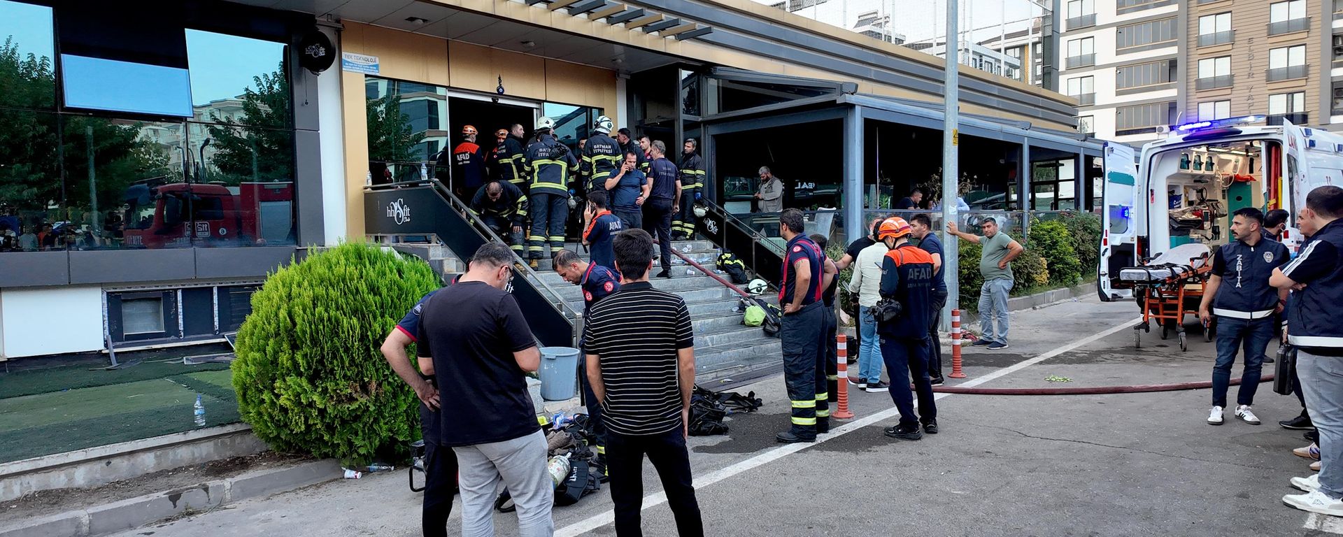 Batman'da spor salonunda yangın - Sputnik Türkiye, 1920, 30.08.2026