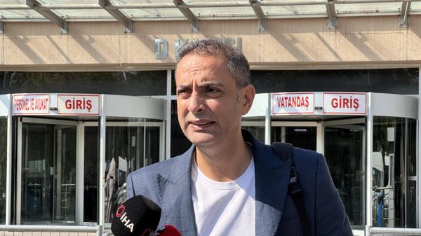 Murat Ağırel - Sputnik Türkiye