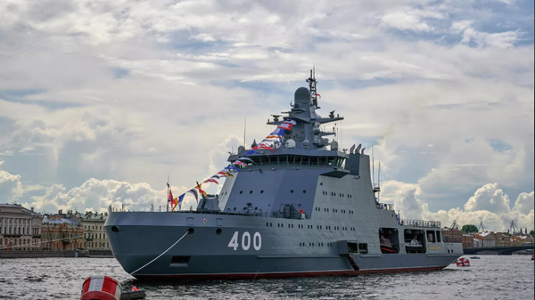 Rus buzkıran devriye gemisi İvan Papanin - Sputnik Türkiye