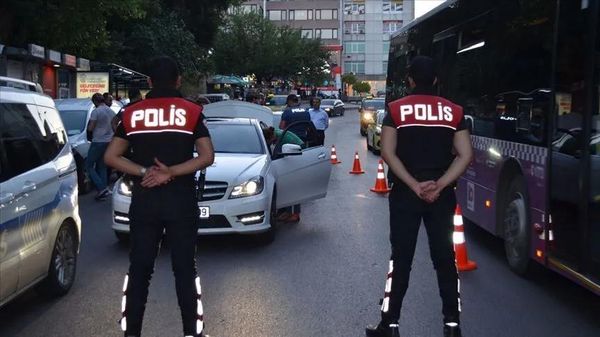 polis uygulaması - Sputnik Türkiye