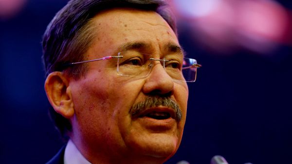 Melih Gökçek - Sputnik Türkiye