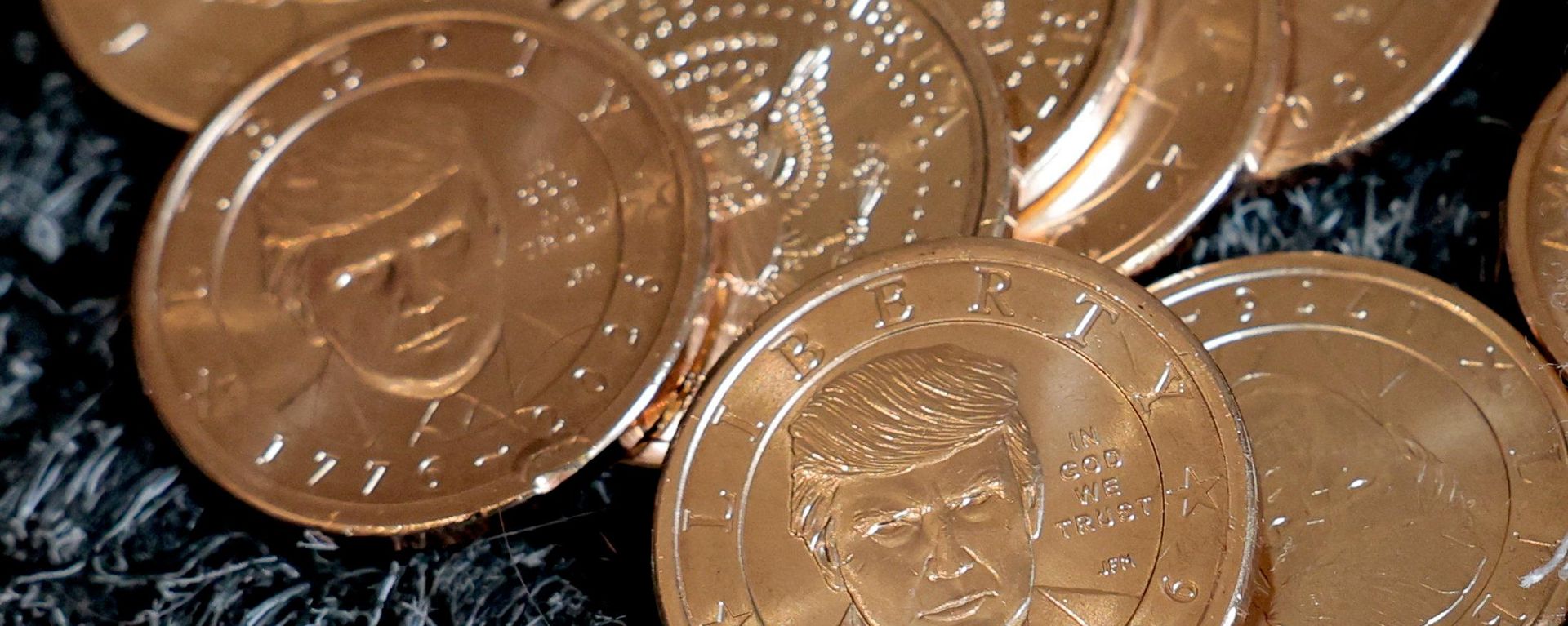 Trump'ın portresi 1 dolarlık madeni parada: 100 yıl sonra bir ilk - Sputnik Türkiye, 1920, 04.09.2026