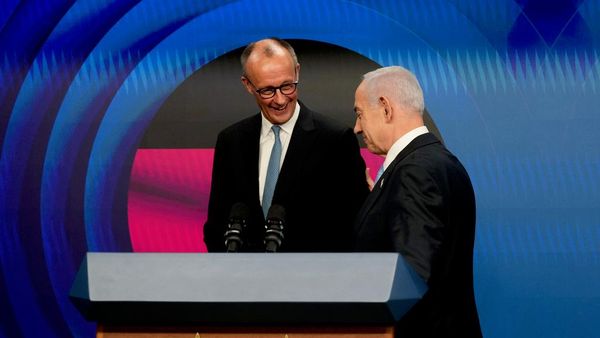 Merz ve Netanyahu - Sputnik Türkiye