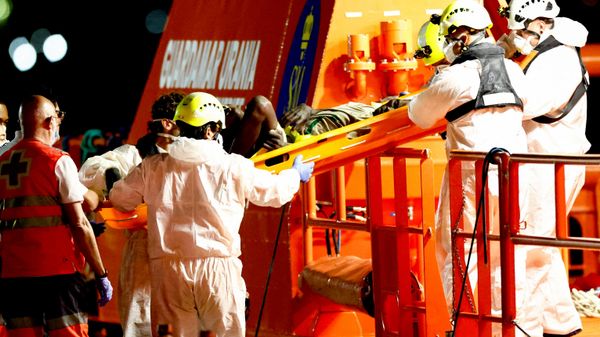 Kanarya Adalarında göçmen teknesi alabora oldu - Sputnik Türkiye