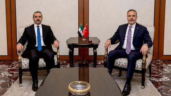 Dışişleri Bakanı Hakan Fidan, Suriye Dışişleri Bakanı Esad Hasan Şeybani'yle Ankara'da görüştü - Sputnik Türkiye