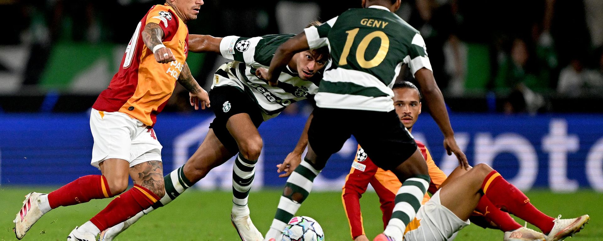 🏆 UEFA Şampiyonlar Ligi Galatasaray, deplasmanda Sporting'e 3-1 mağlup oldu - Sputnik Türkiye, 1920, 10.09.2026