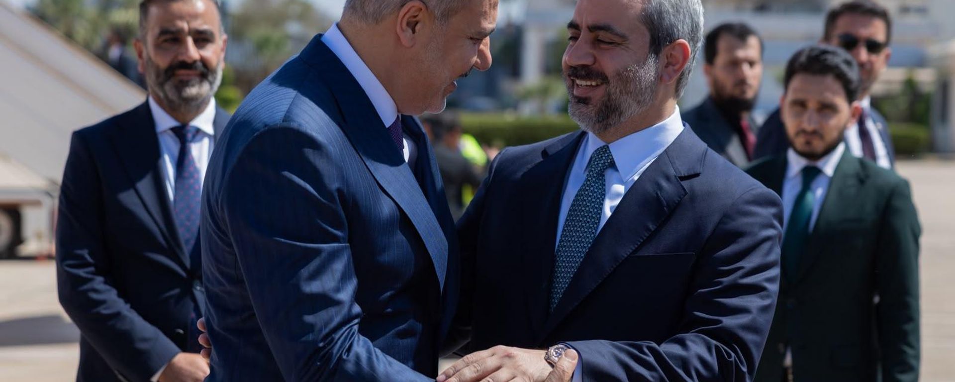 Dışişleri Bakanı Hakan Fidan, Suriye Dışişleri Bakanı Esad Hasan Şeybani tarafından Şam Havalimanı’nda karşılandı - Sputnik Türkiye, 1920, 13.09.2026