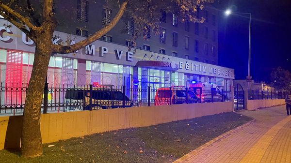 Bursa'da güreş antrenörü spor kompleksinde ölü bulundu - Sputnik Türkiye