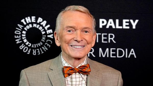 Ünlü kostüm tasarımcısı Bob Mackie hayatını kaybetti - Sputnik Türkiye