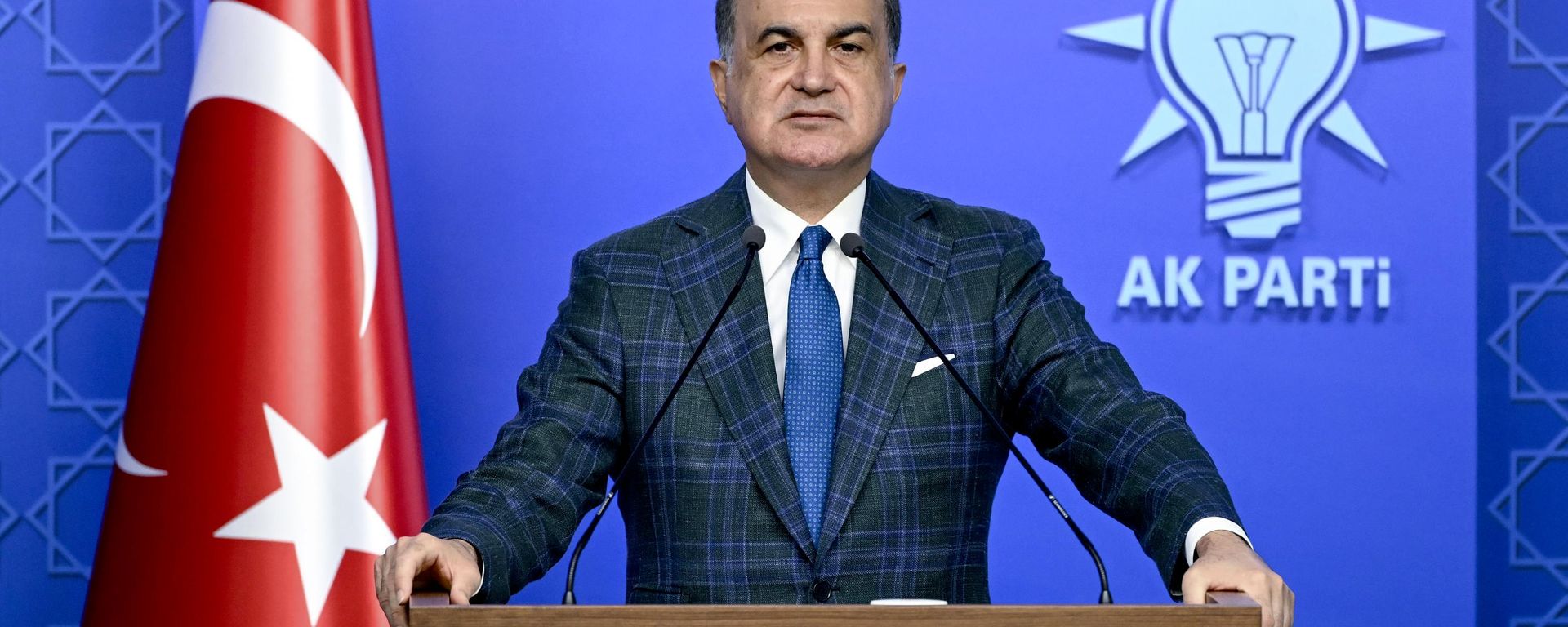 AK Parti Genel Başkan Yardımcısı ve Parti Sözcüsü Ömer Çelik - Sputnik Türkiye, 1920, 15.09.2026