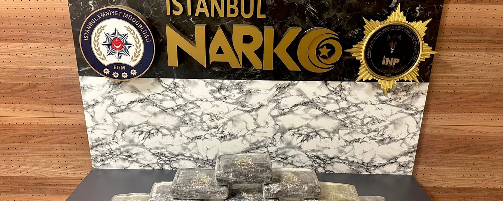 Çatalca'da 11 kilo 500 gram kokainin ele geçirildiği operasyonda 2 şüpheli gözaltına alındı - Sputnik Türkiye, 1920, 16.09.2026