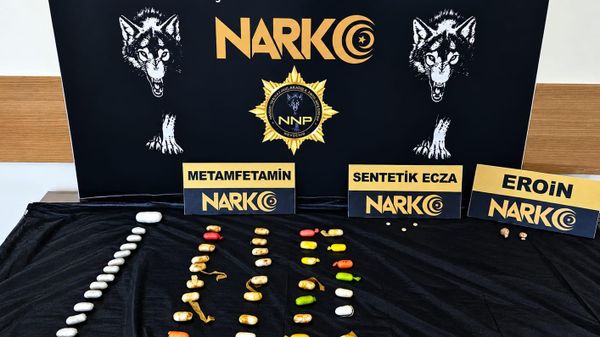 Midesinde uyuşturucu kapsülleri bulunan kişi hastanede hayatını kaybetti - Sputnik Türkiye