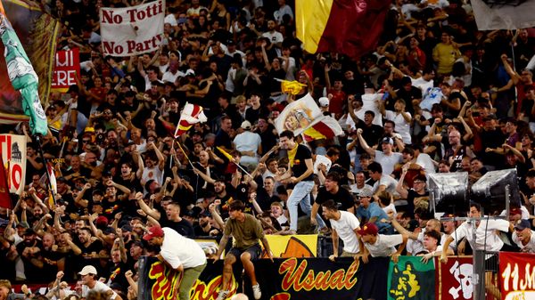 Roma ve Atalanta maçında, AS Roma taraftarları - Sputnik Türkiye