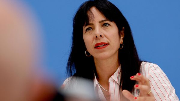 Elif Eralp - Sputnik Türkiye