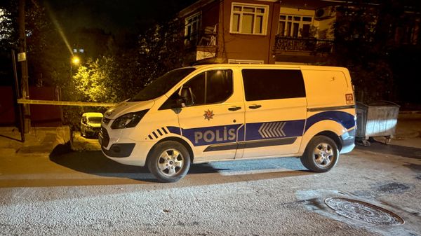 Ankara'da apartman dairesinde katliam: İkisi kardeş 3 kişi öldürülmüş halde bulundu - Sputnik Türkiye