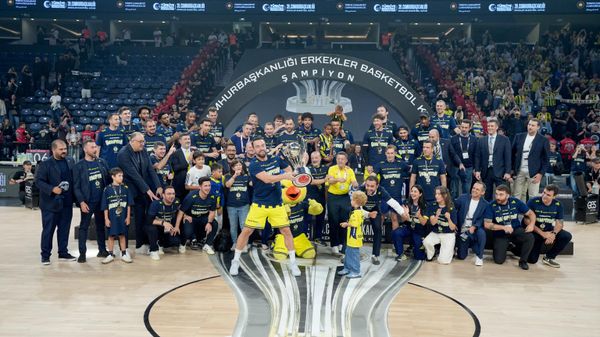 Fenerbahçe Tarfin, Cumhurbaşkanlığı Kupası'nı kazandı - Sputnik Türkiye